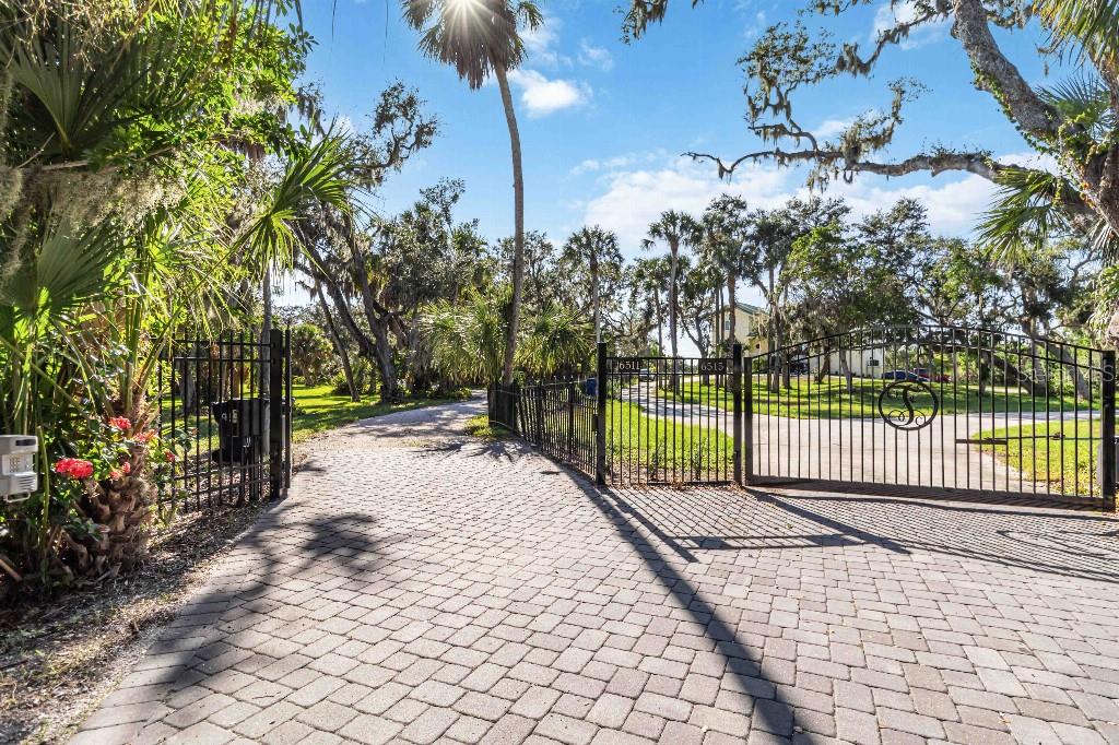 Image 34 of 38 For 6511 Bayshore Road