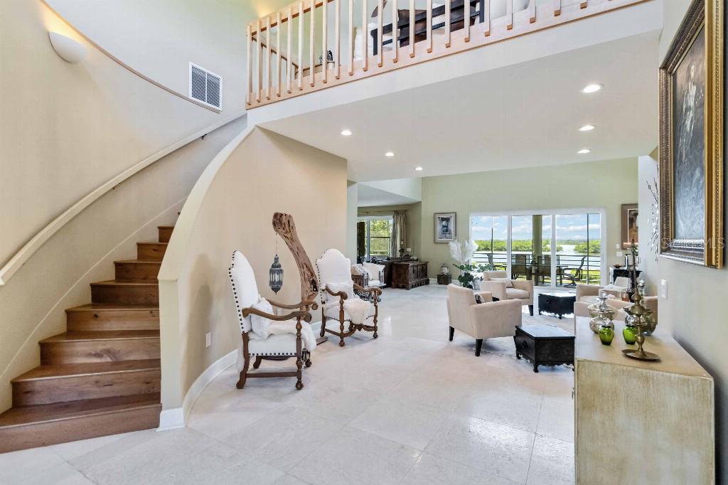 Image 8 of 38 For 6511 Bayshore Road