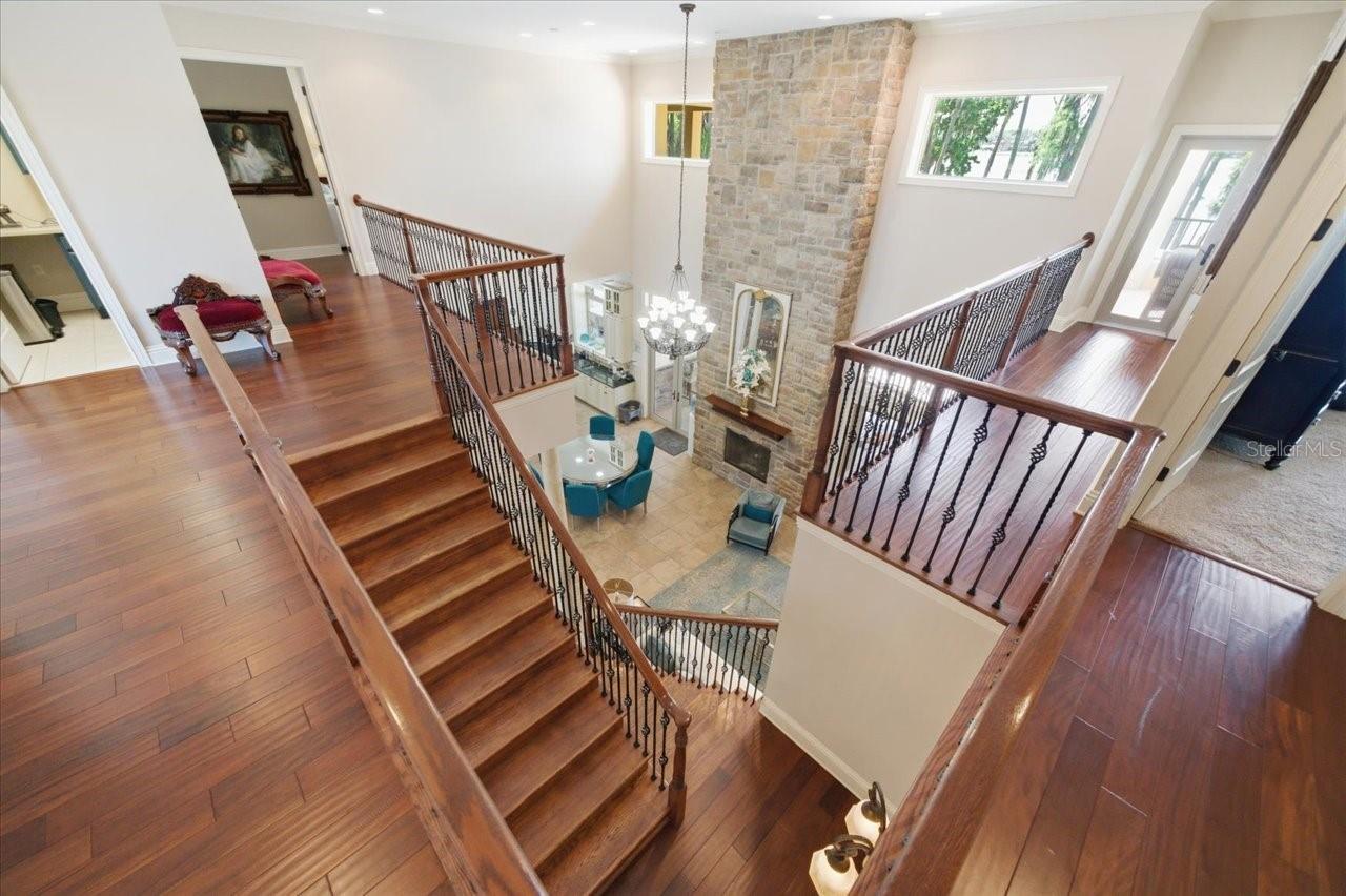 Listing photo id 37 for 18258 Wayne Road