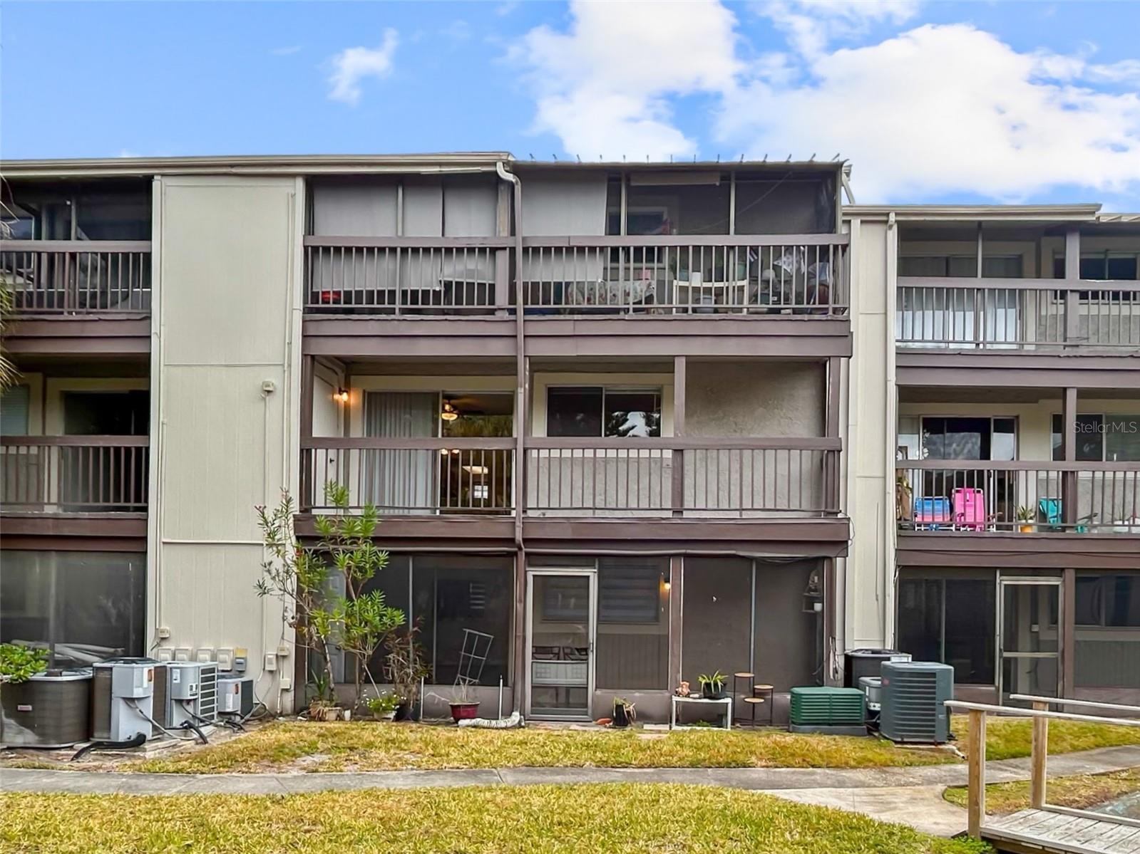 Image 25 of 25 For 6336 Newtown Circle 36b2