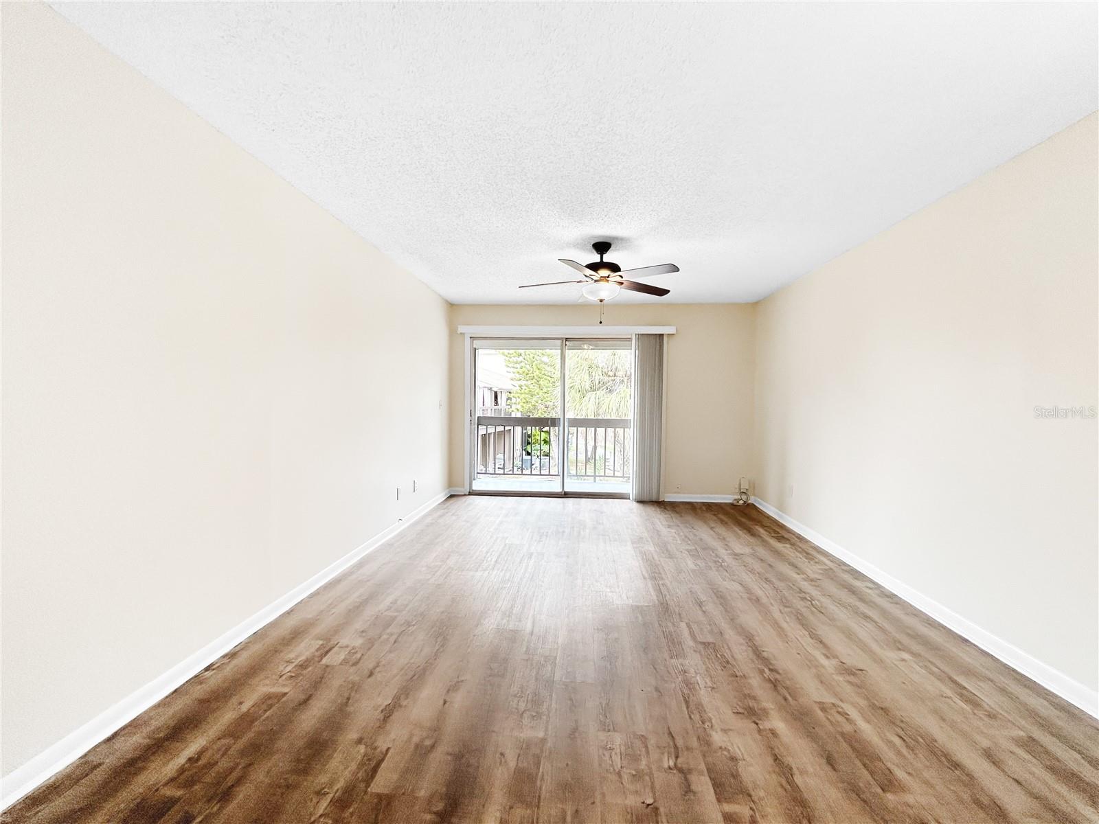 Image 5 of 25 For 6336 Newtown Circle 36b2