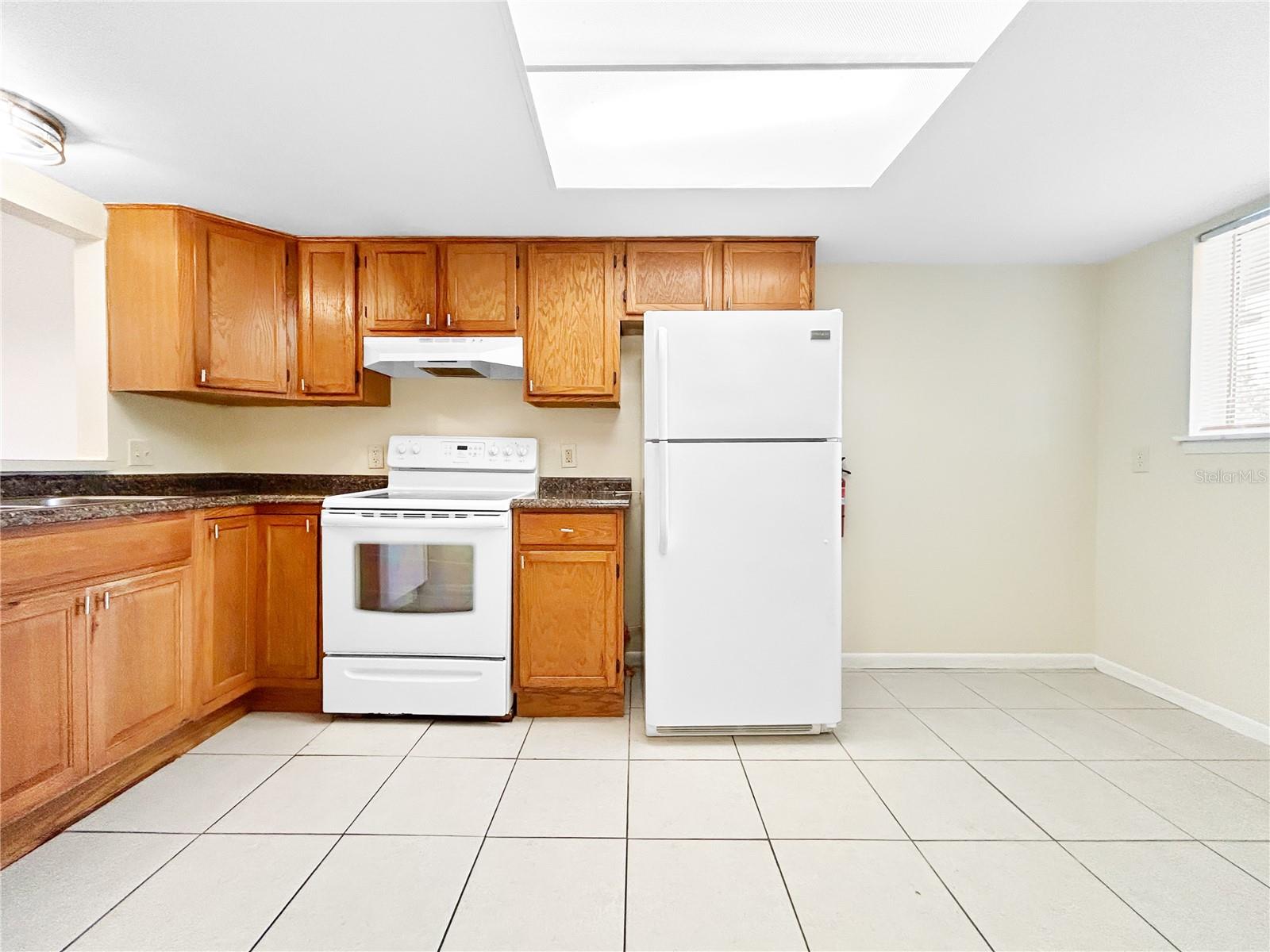 Image 7 of 25 For 6336 Newtown Circle 36b2