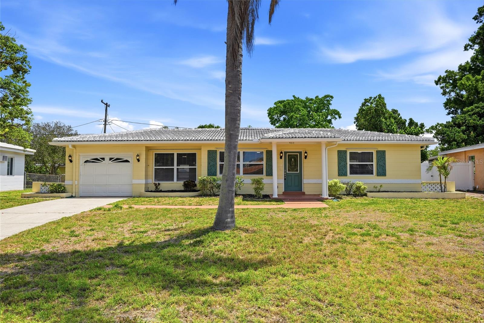 Details for 4813 Lake Charles Drive N, KENNETH CITY, FL 33709