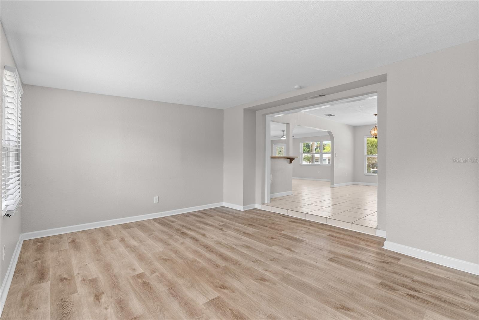 Image 15 of 45 For 4813 Lake Charles Drive N