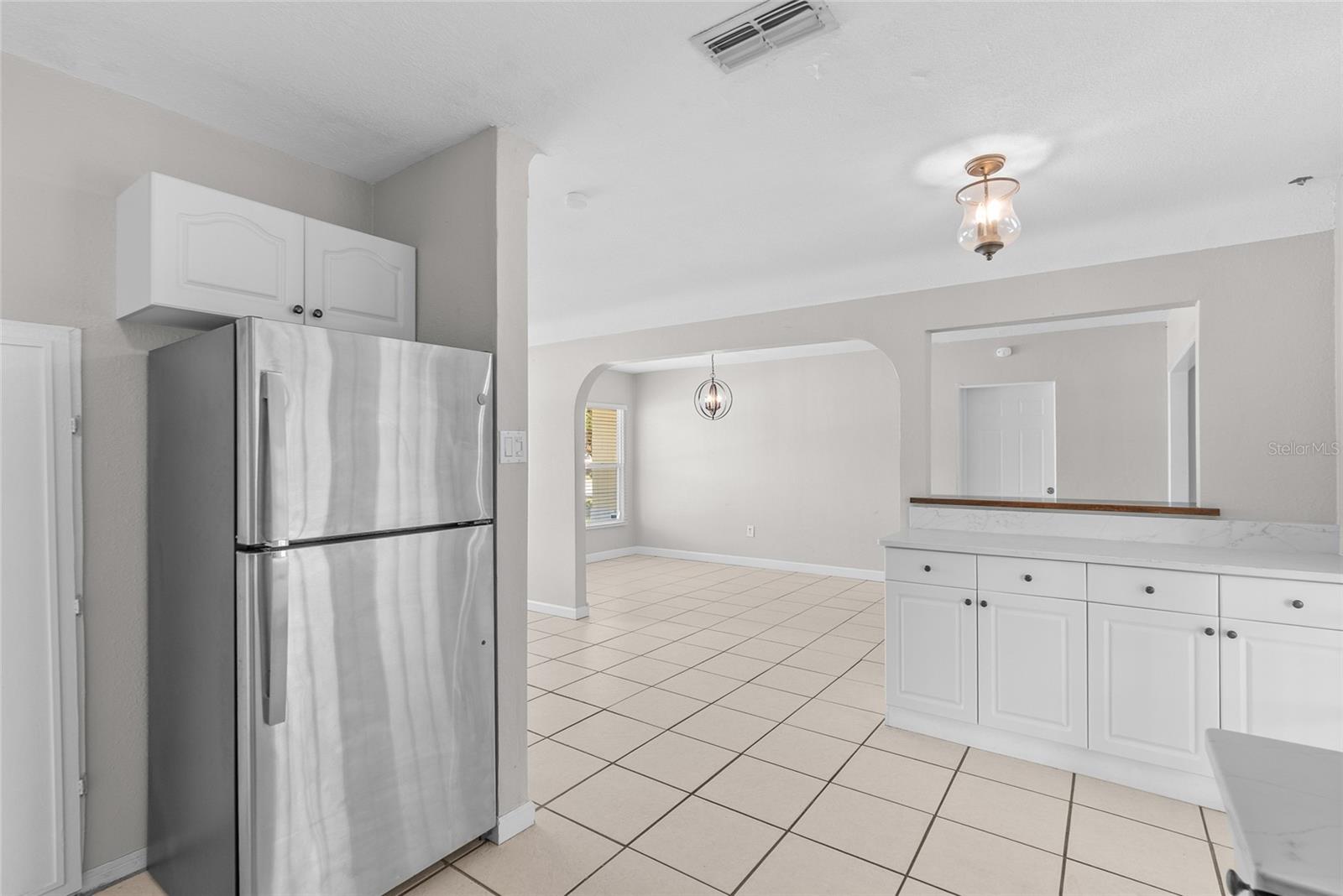Image 25 of 45 For 4813 Lake Charles Drive N