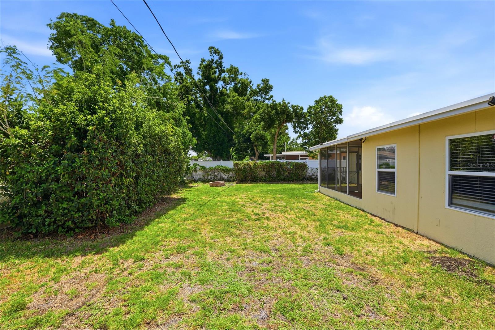 Image 41 of 45 For 4813 Lake Charles Drive N