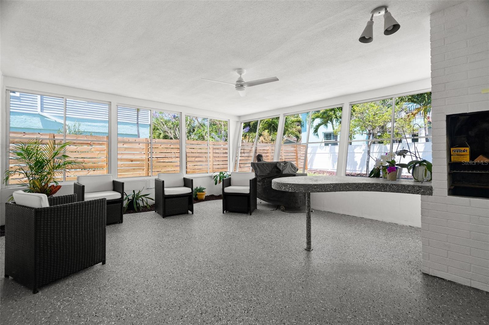 Image 27 of 38 For 2671 Bay Isle Drive Se