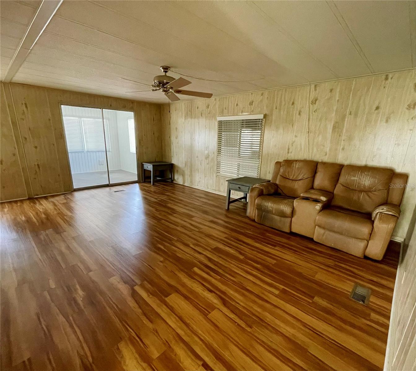 Image 12 of 30 For 172 Hickory Gate Drive