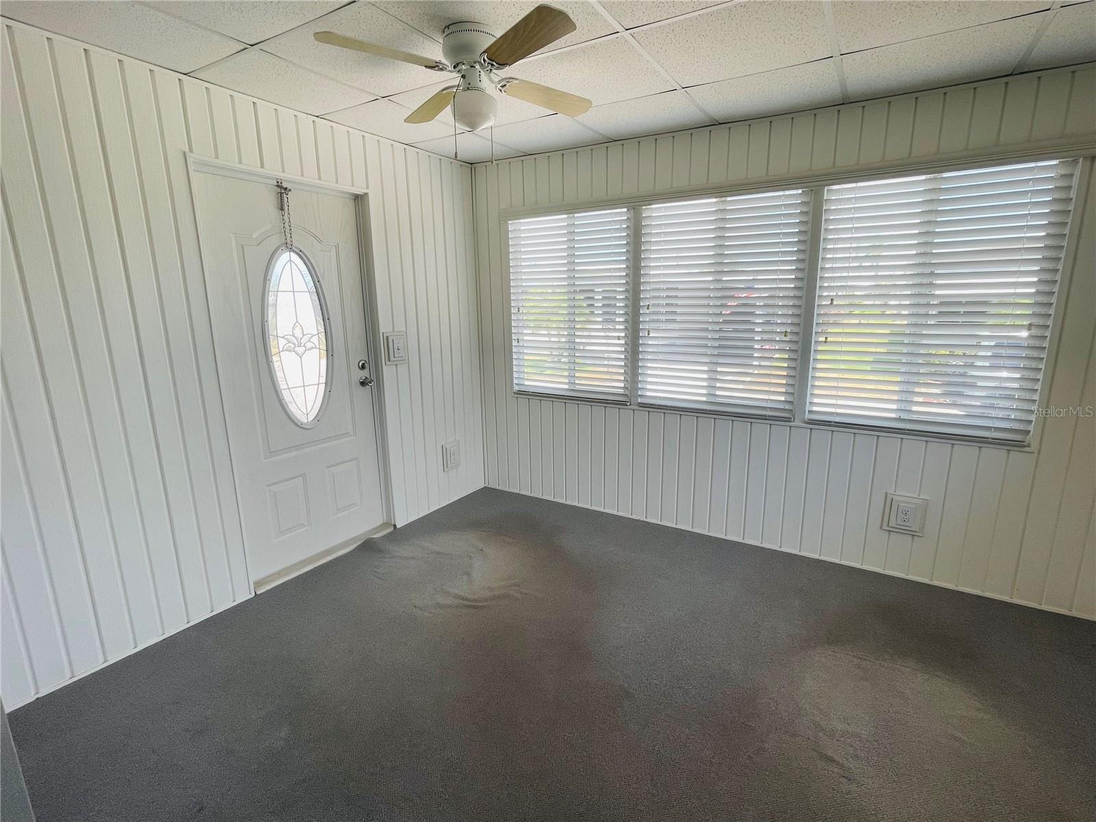 Image 5 of 30 For 172 Hickory Gate Drive