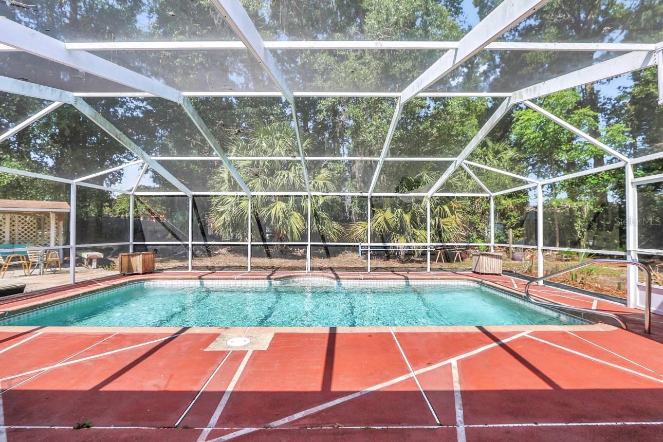 Image 17 of 25 For 10188 74th Court