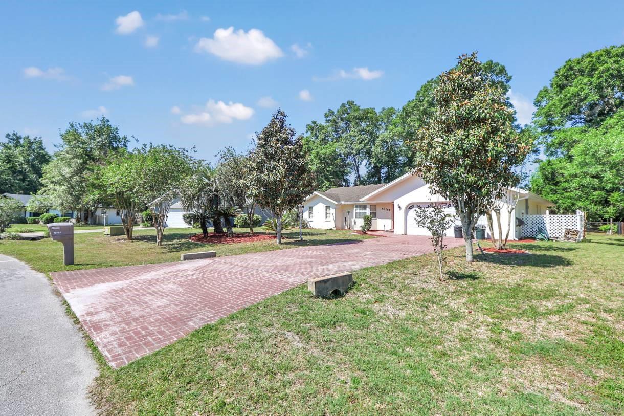 Image 3 of 25 For 10188 74th Court