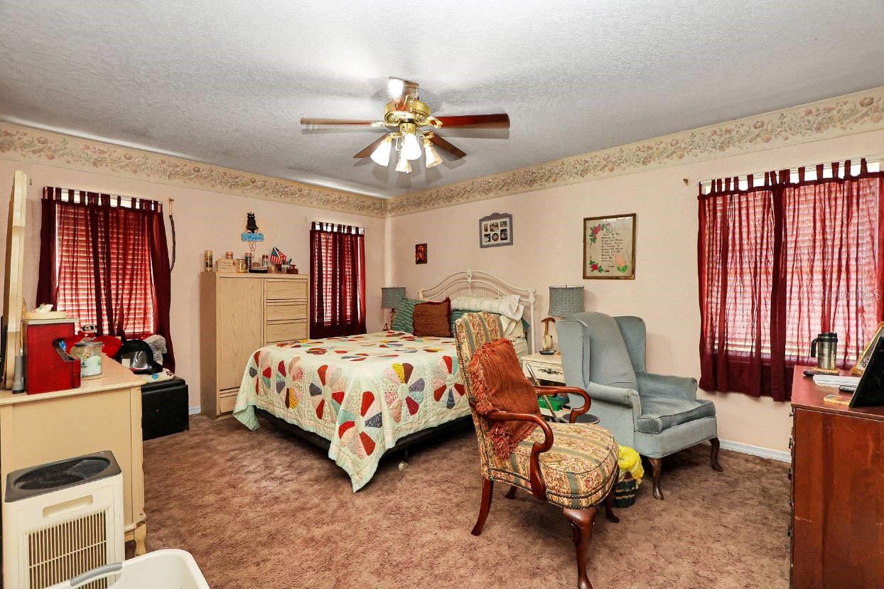 Image 9 of 25 For 10188 74th Court