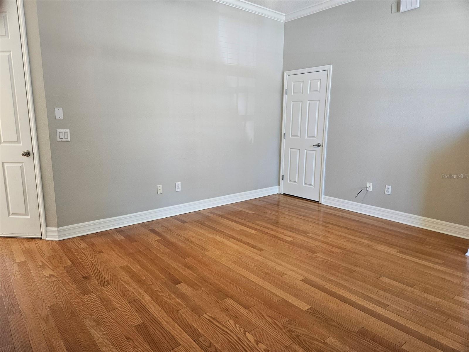 Image 14 of 31 For 1005 Edison Park Court