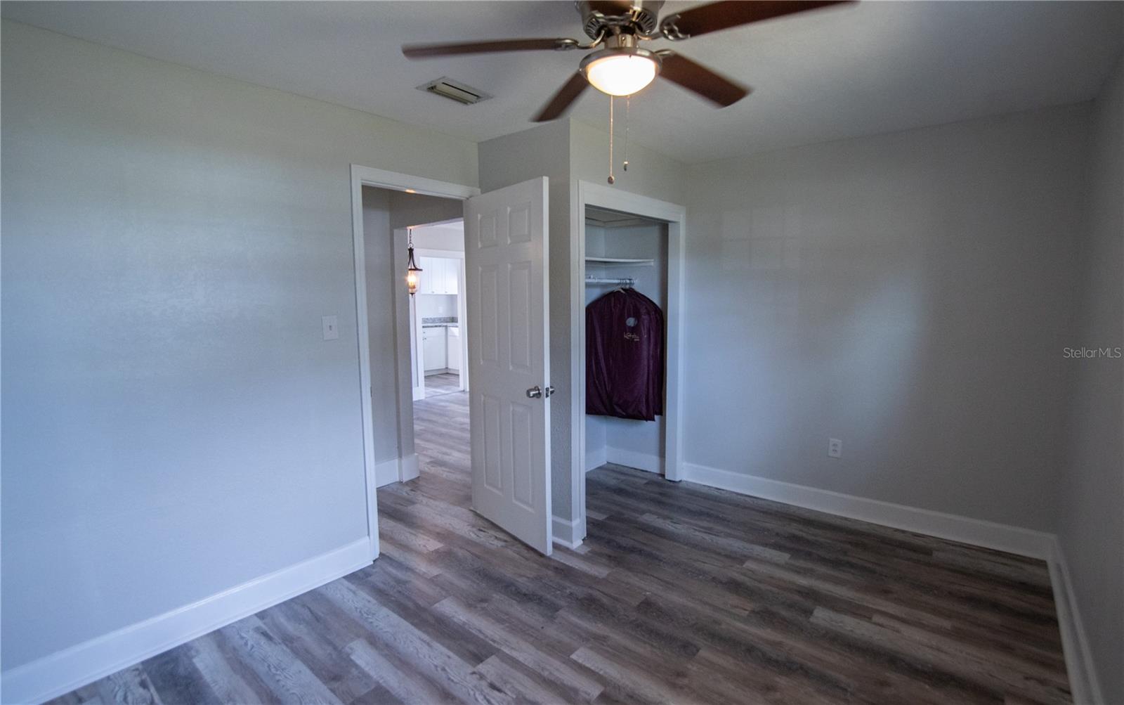 Image 27 of 37 For 4710 Price Avenue