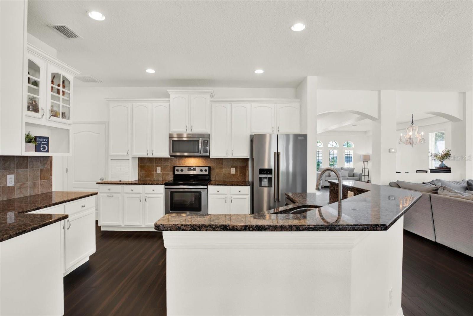 Image 13 of 67 For 4023 Huntingdale Court
