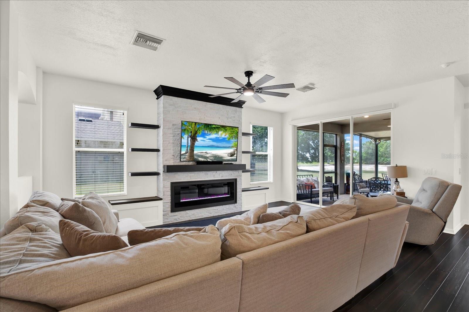 Image 17 of 67 For 4023 Huntingdale Court