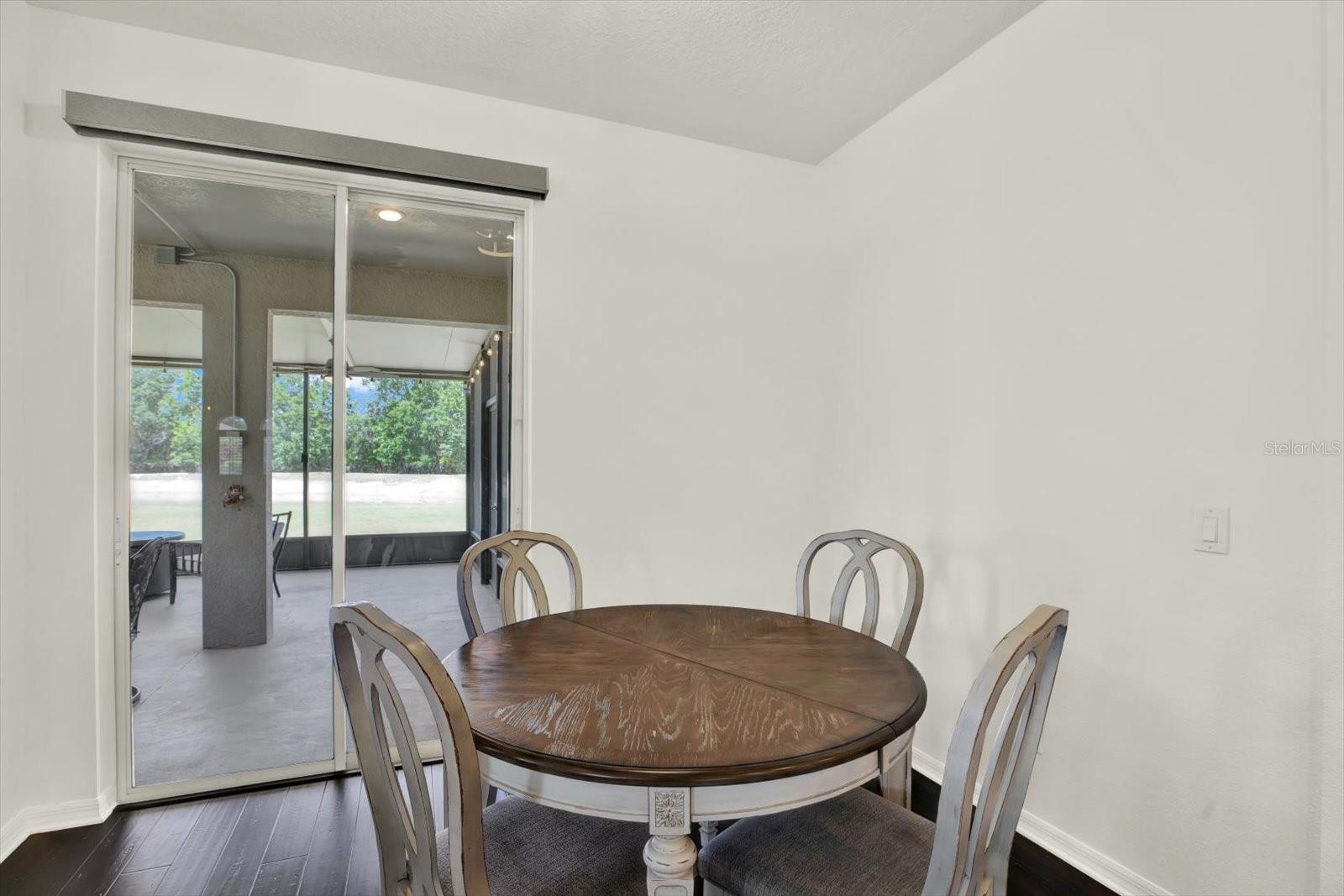 Image 19 of 67 For 4023 Huntingdale Court