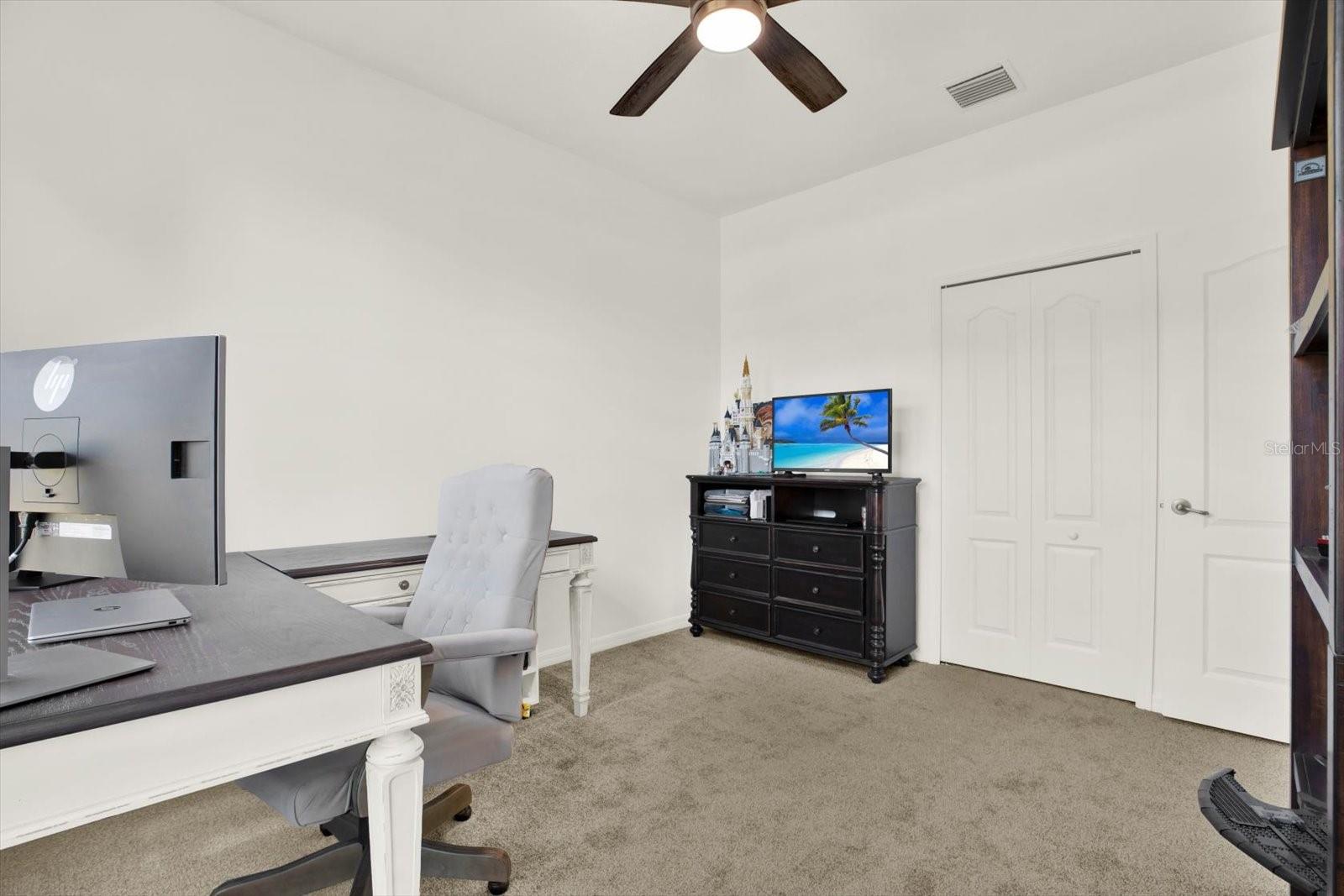 Image 24 of 67 For 4023 Huntingdale Court