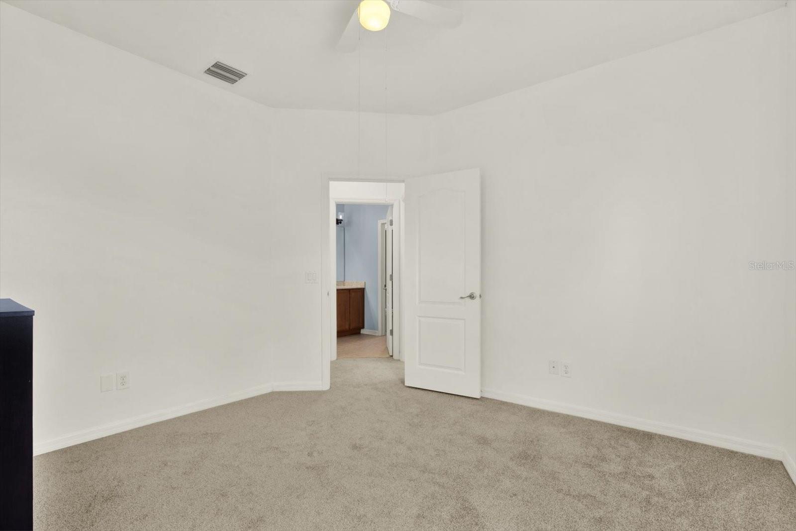 Image 47 of 67 For 4023 Huntingdale Court