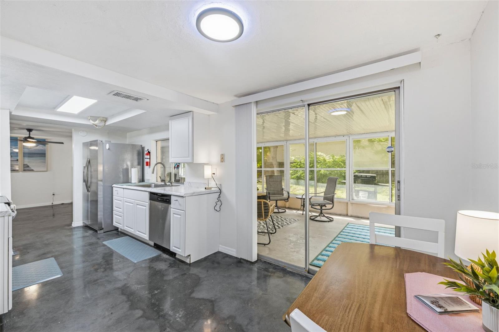 Image 12 of 28 For 6410 Westport Drive