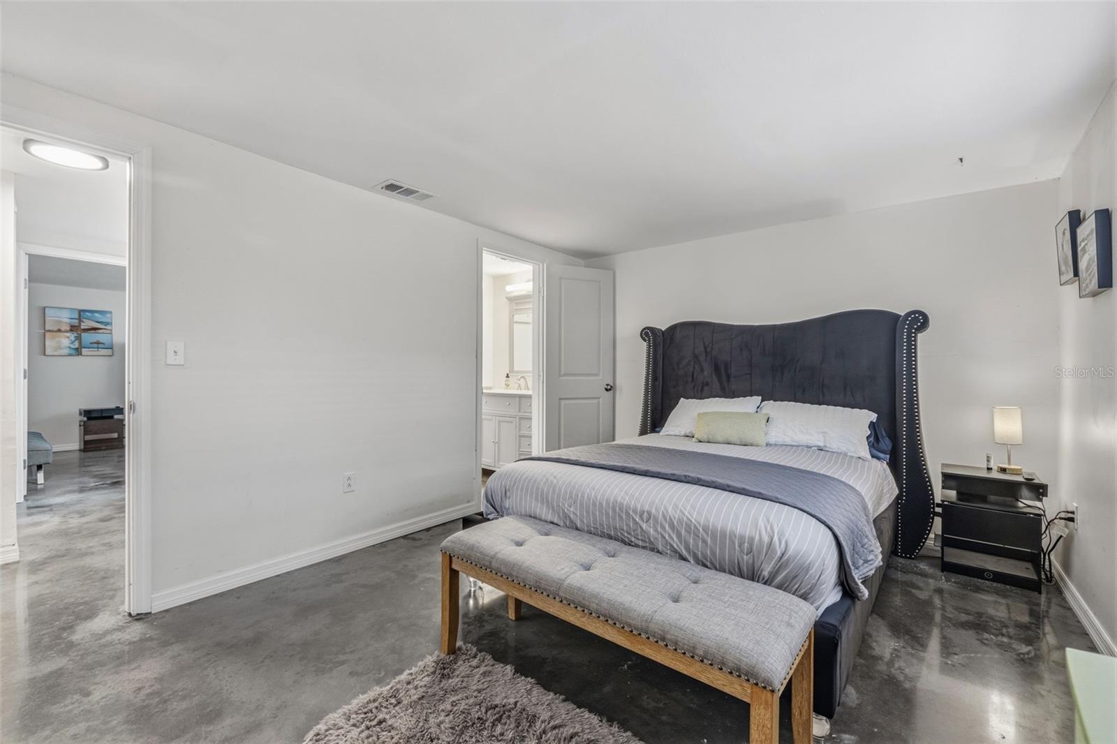 Image 16 of 28 For 6410 Westport Drive