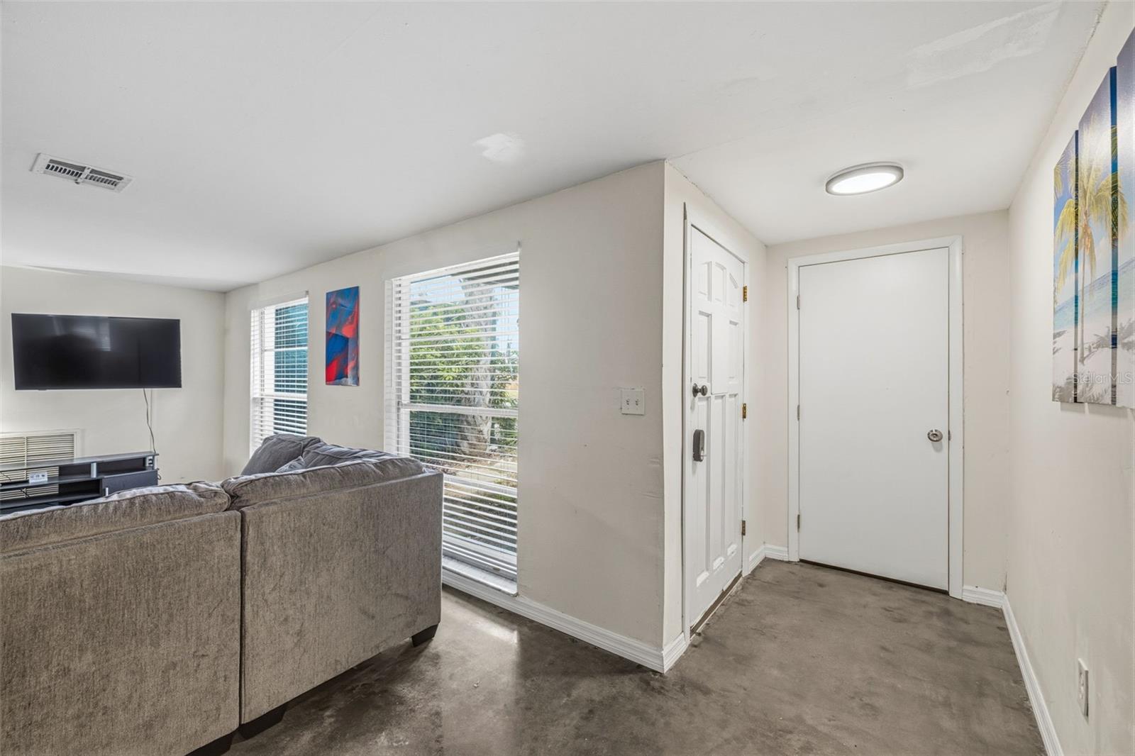 Image 25 of 28 For 6410 Westport Drive