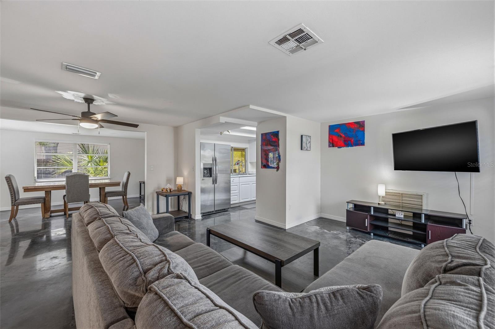 Image 5 of 28 For 6410 Westport Drive