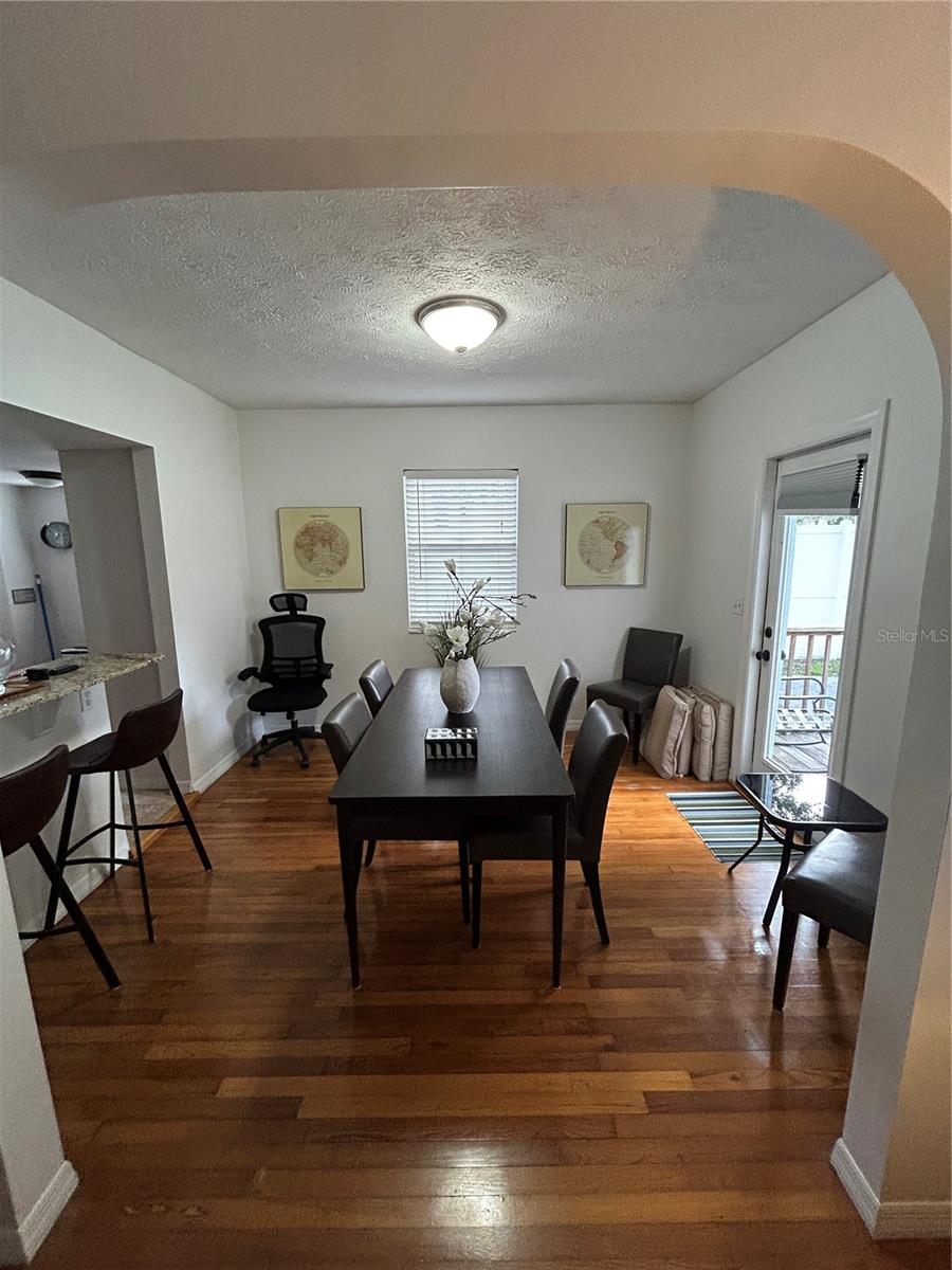 Image 11 of 41 For 3014 Mason Street A