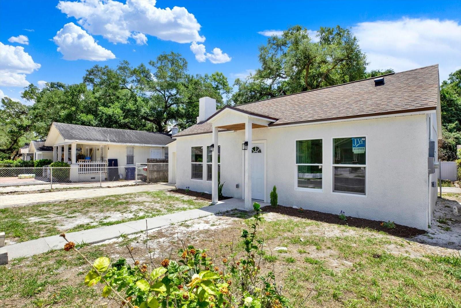 Image 2 of 33 For 1209 33rd Avenue