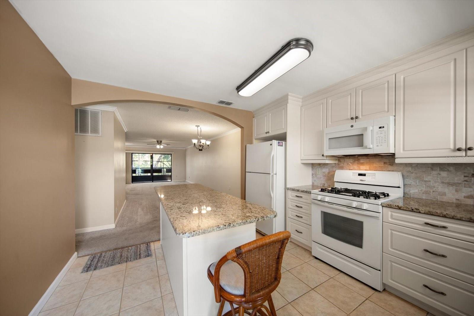 Image 5 of 39 For 5970 80th Street N 411