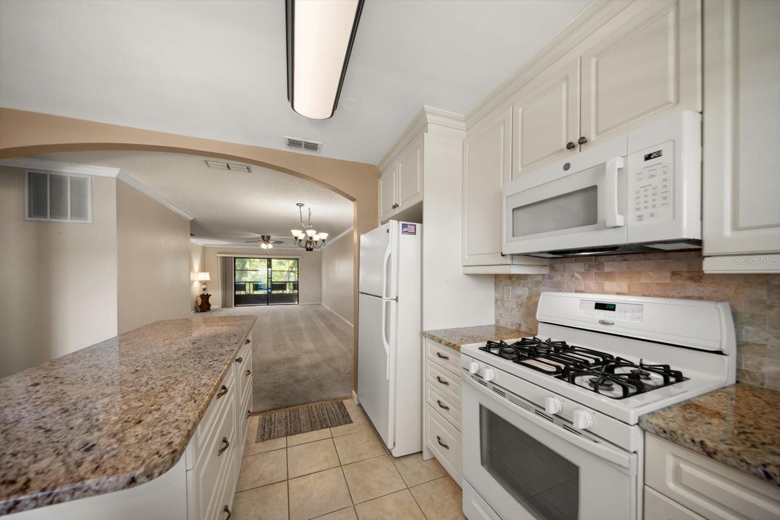 Image 6 of 39 For 5970 80th Street N 411