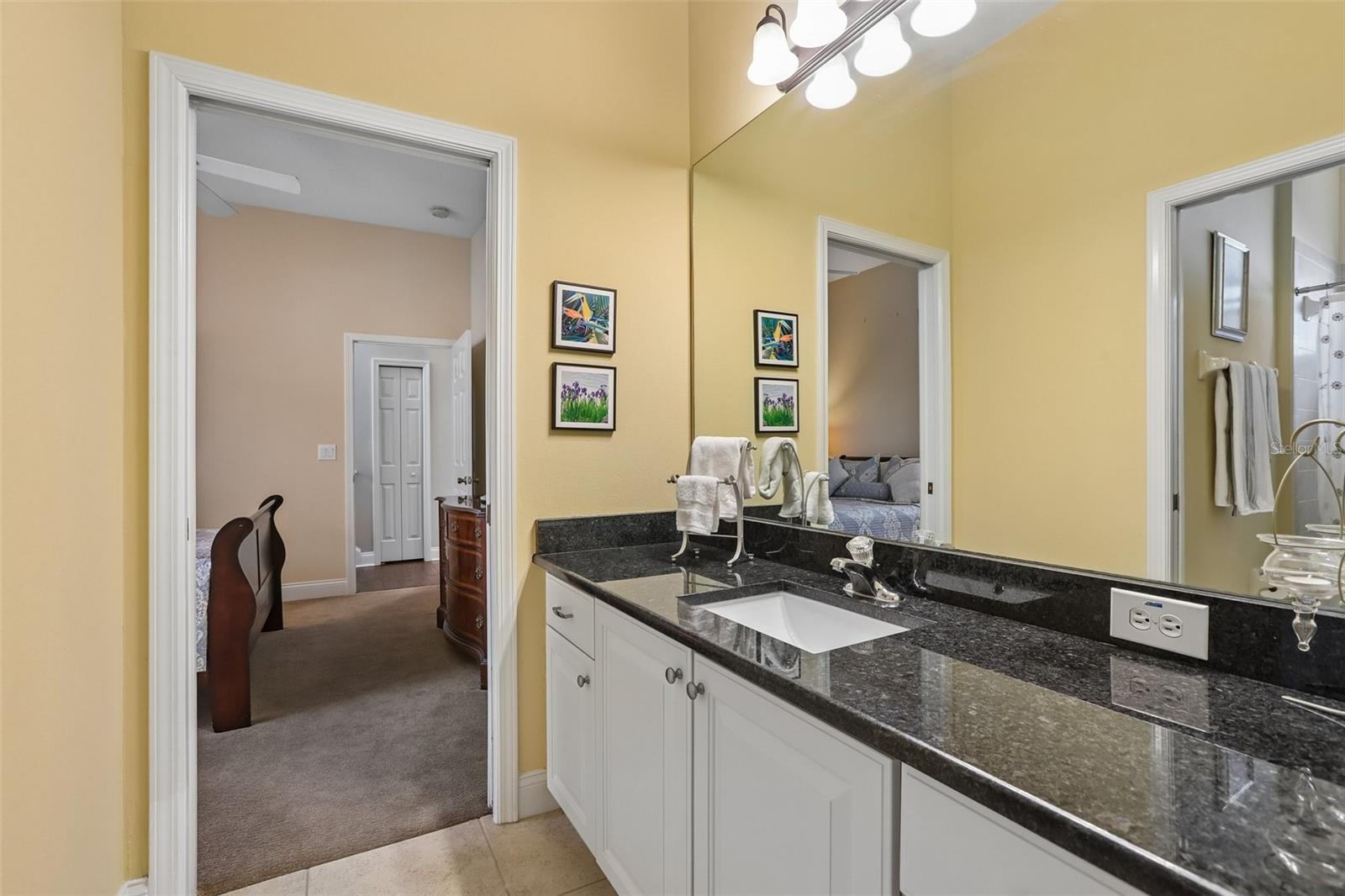 Image 25 of 40 For 20639 Longleaf Pine Avenue