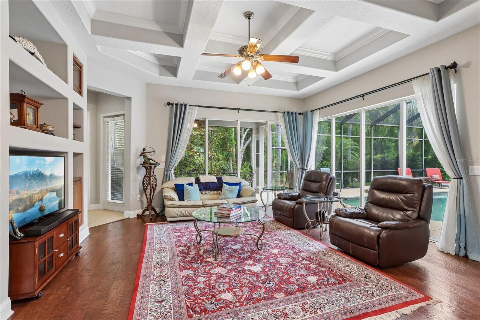Image 8 of 40 For 20639 Longleaf Pine Avenue