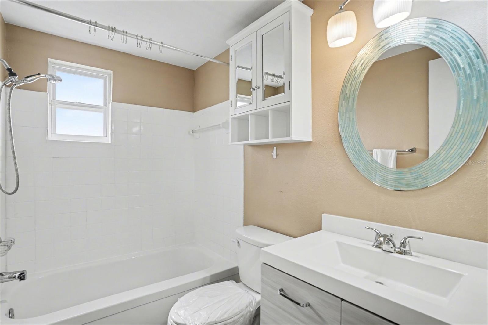 Image 11 of 32 For 2217 Harrison Drive