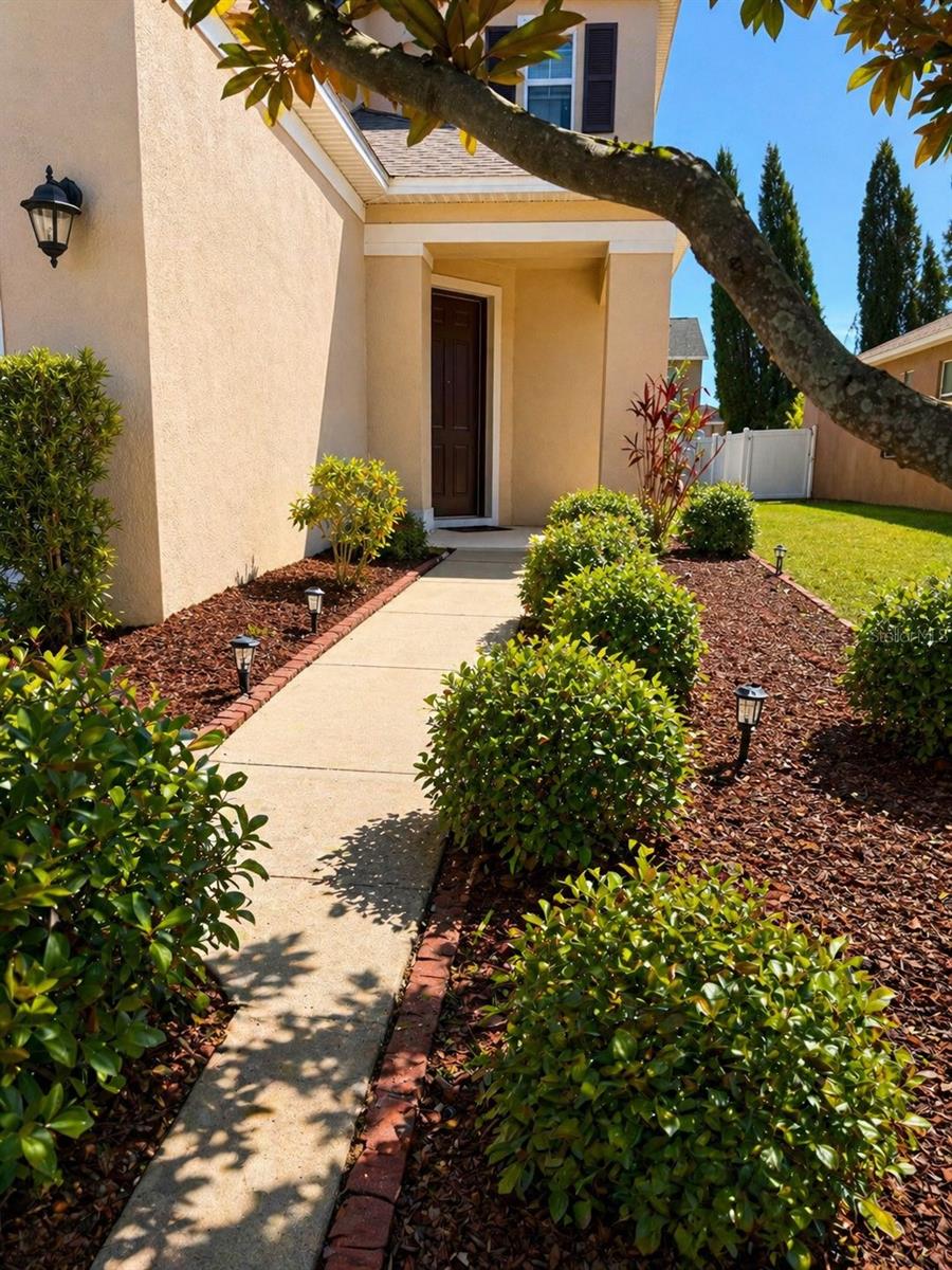 Image 3 of 11 For 8623 Deep Maple Drive