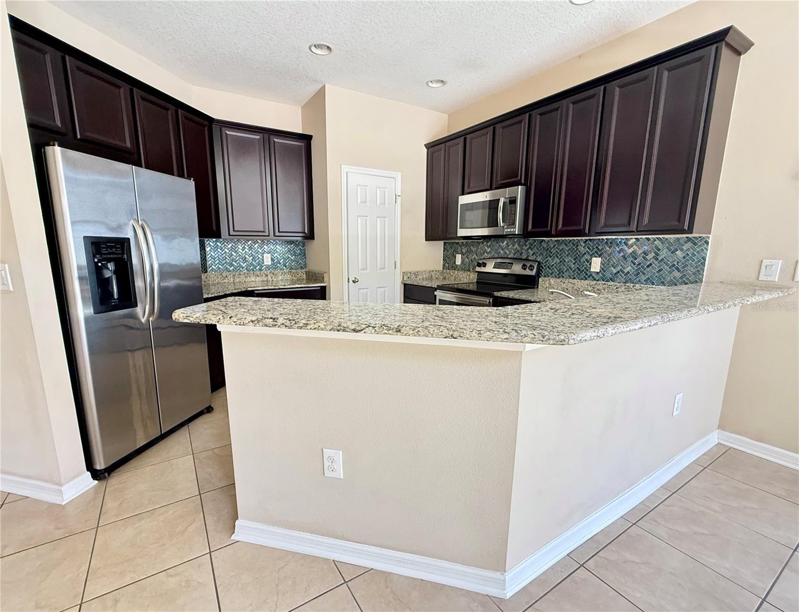 Image 5 of 11 For 8623 Deep Maple Drive