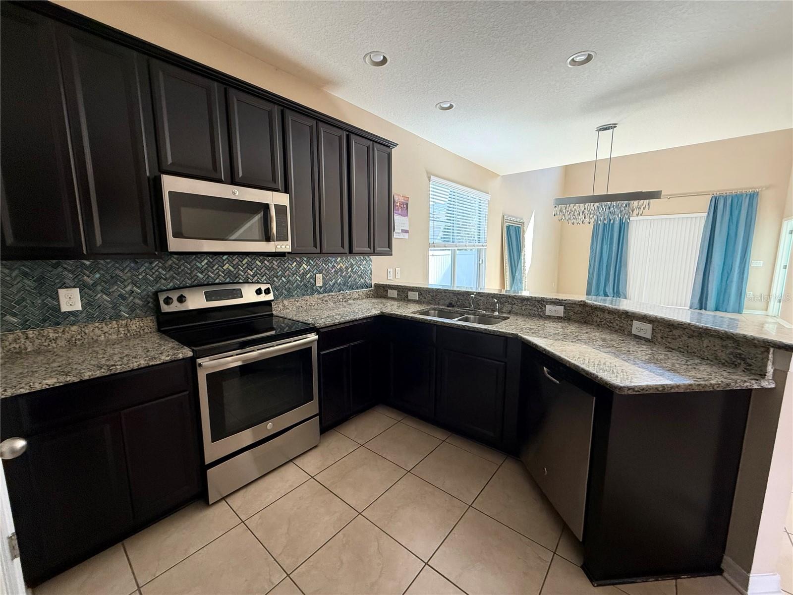 Image 6 of 11 For 8623 Deep Maple Drive