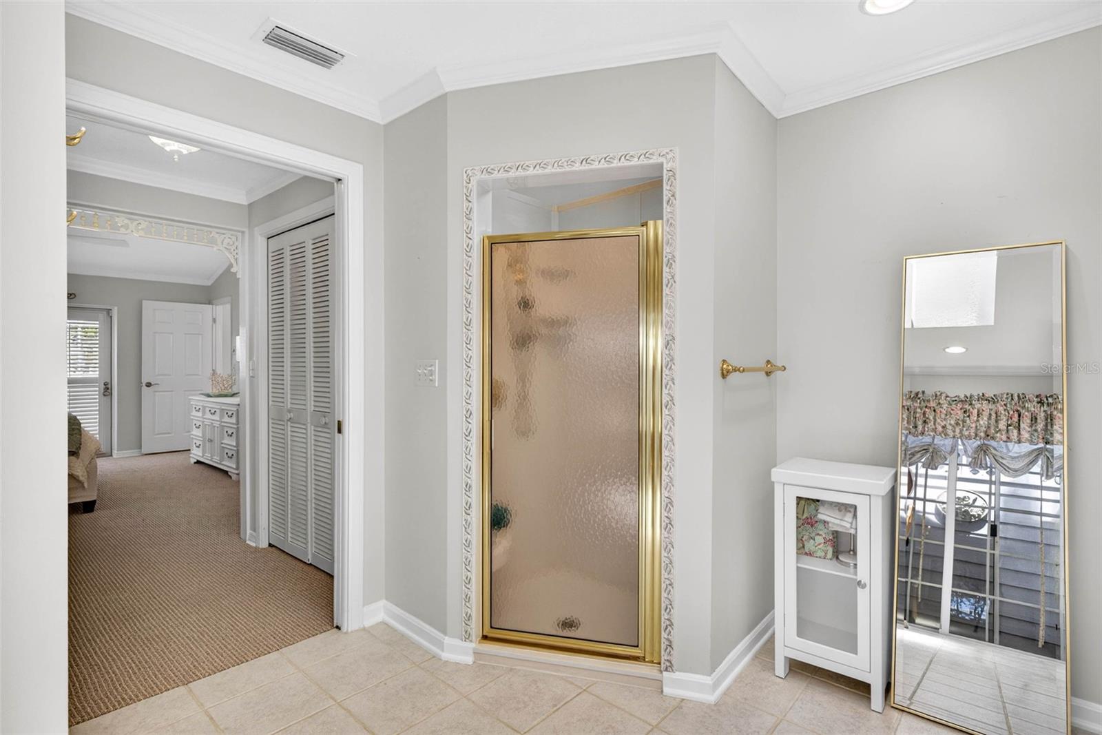 Image 46 of 78 For 11671 Harborside Circle