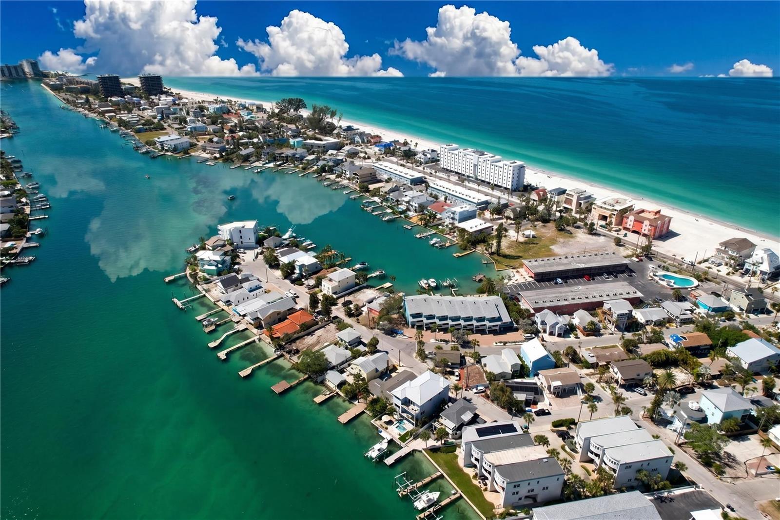 Image 65 of 70 For 306 Bay Plz  