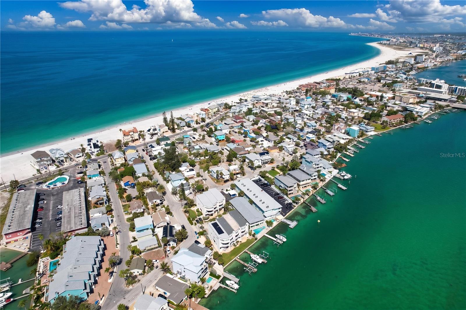 Image 67 of 70 For 306 Bay Plz  