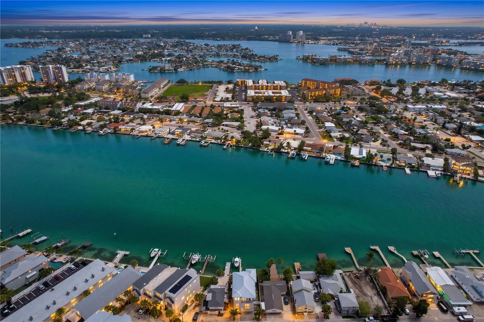 Image 69 of 70 For 306 Bay Plz  