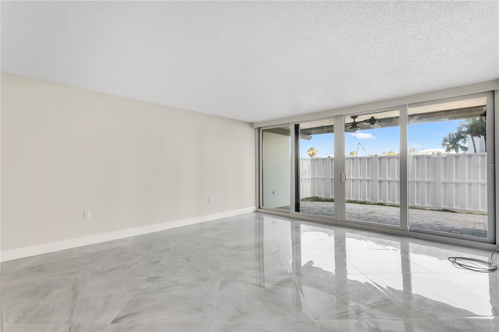 Image 2 of 36 For 450 Treasure Island Causeway 104