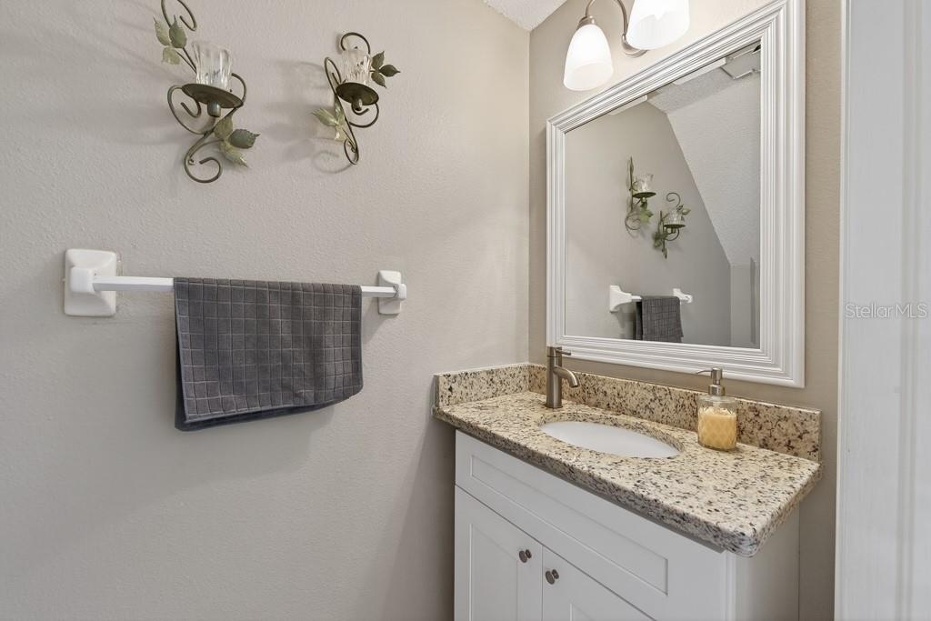 Image 13 of 42 For 6353 Bayside Key Drive