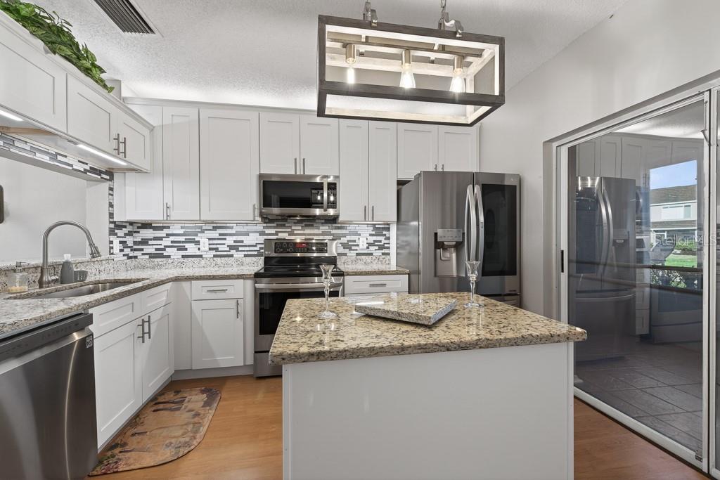 Image 9 of 42 For 6353 Bayside Key Drive