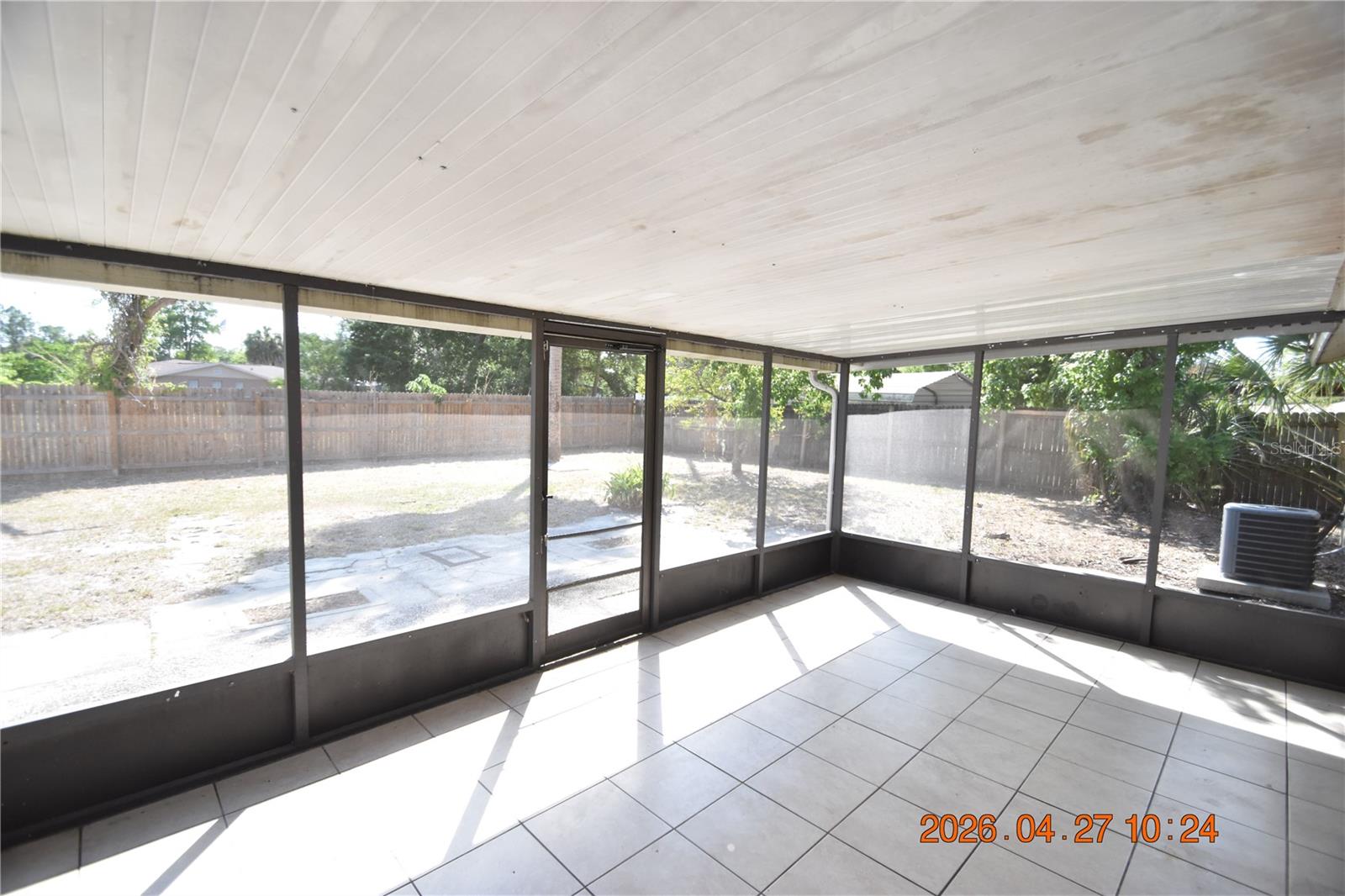 Image 38 of 44 For 3667 Sugarcreek Drive