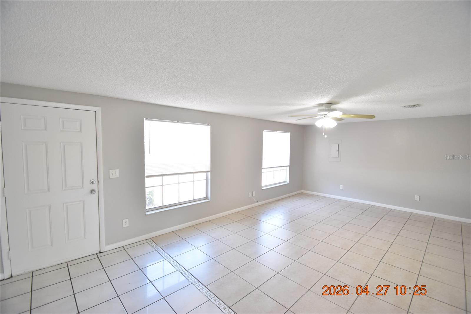 Image 4 of 44 For 3667 Sugarcreek Drive