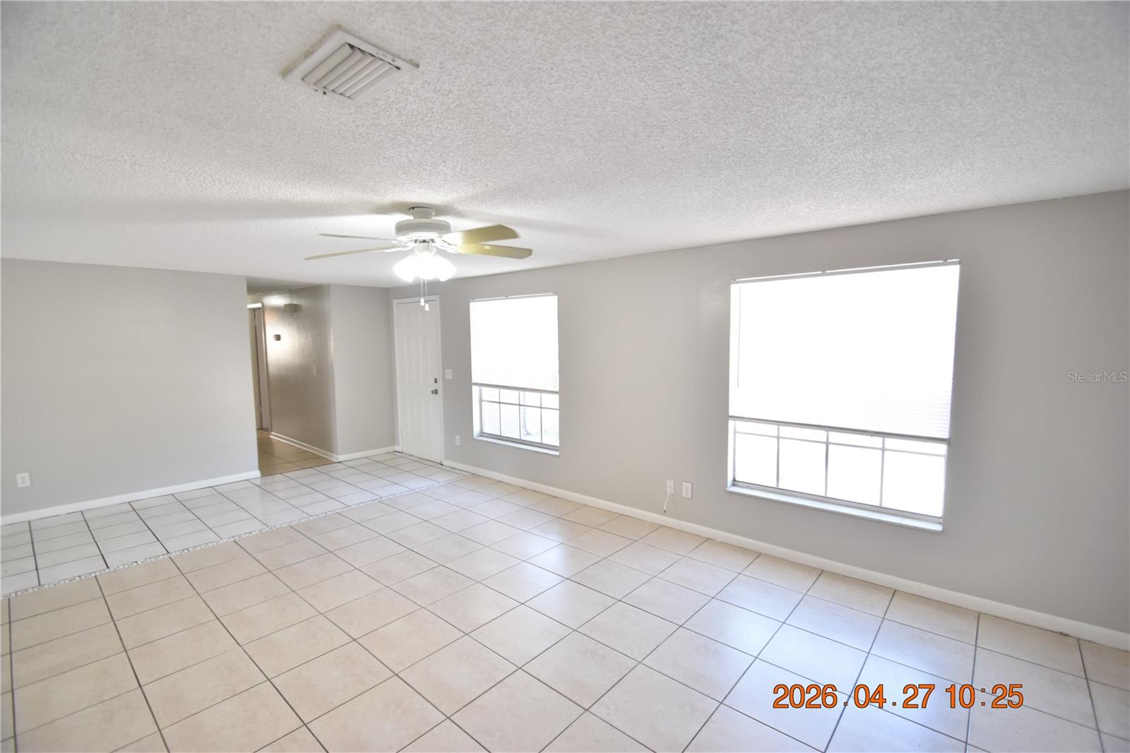 Image 5 of 44 For 3667 Sugarcreek Drive