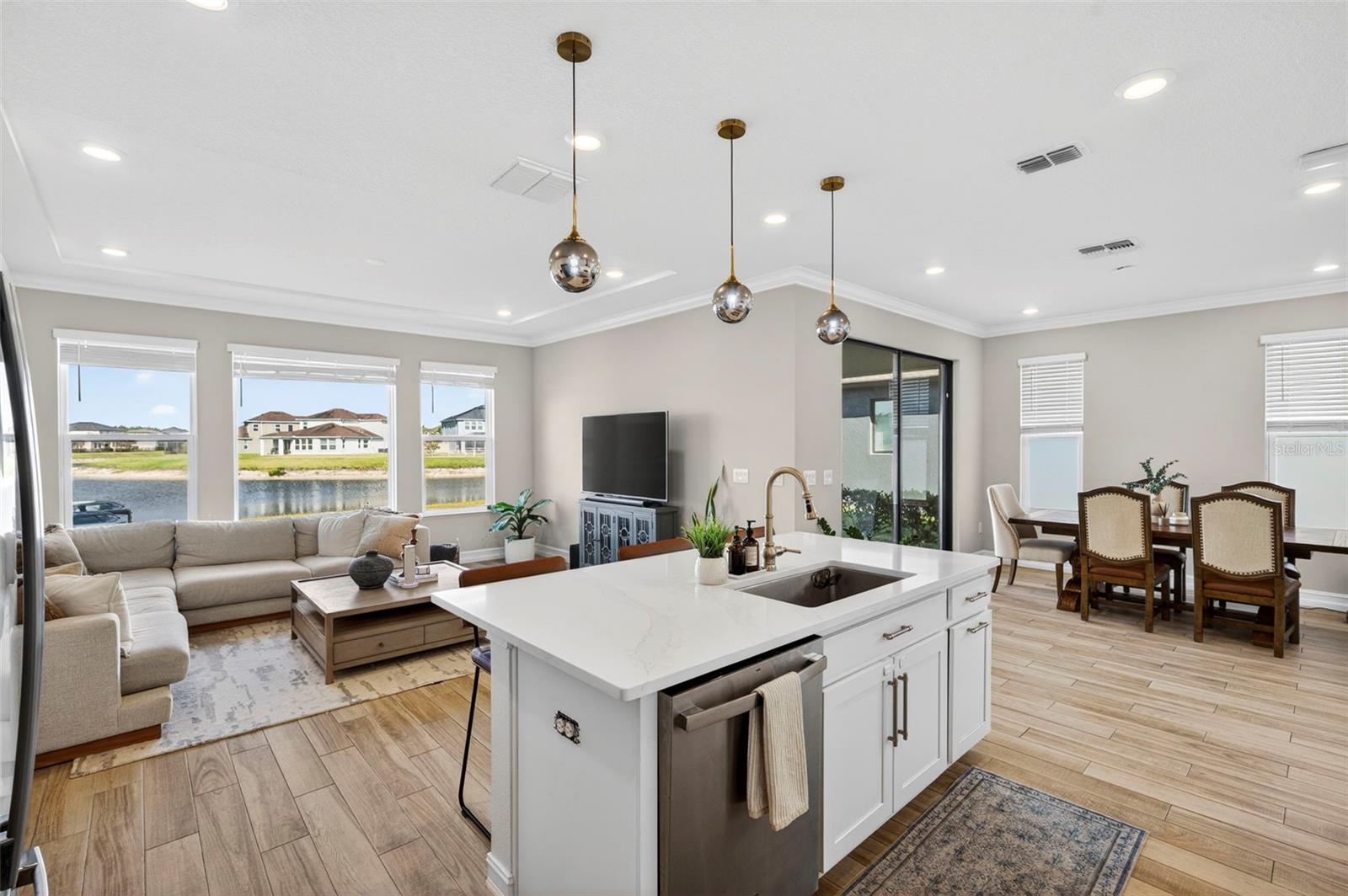 Image 20 of 74 For 4588 San Martino Drive