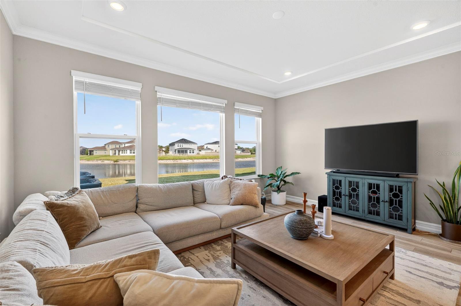 Image 21 of 74 For 4588 San Martino Drive