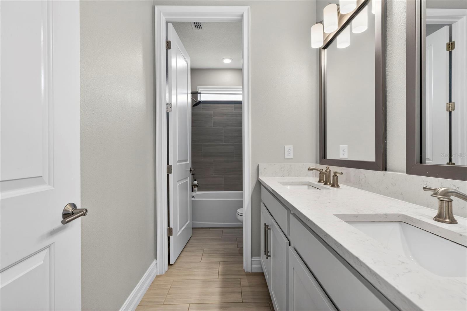 Image 33 of 74 For 4588 San Martino Drive